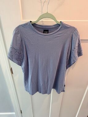 GAP Blue Eyelet Sleeve Top Womens Large Cotton Modal Short Sleeve Blouse